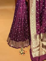 Border detail
