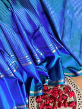 Detail 13