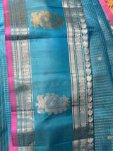 Detail 9