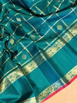 Detail 16