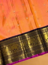 Detail 8