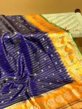 Detail 11