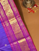 Detail 9