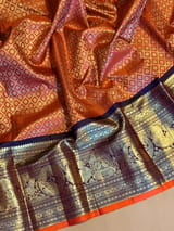 Detail 11