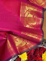 Detail 12