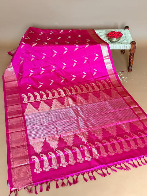 Ruby Pink Pure Handloom Gadwal Kanchi Saree in Monotone Look