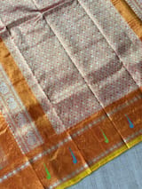 Detail 8