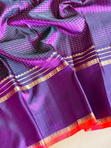 Detail 8