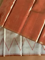 Detail 9