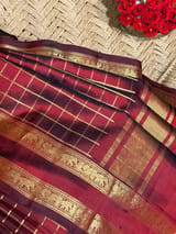 Detail 9