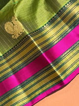 Detail 11