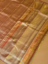 Detail 9