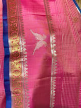 Detail 7