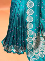 Zari close-up
