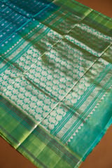 Detail 9