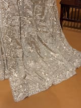 Zari close-up