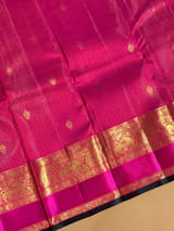 Detail 12