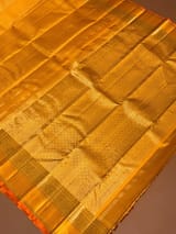 Detail 12