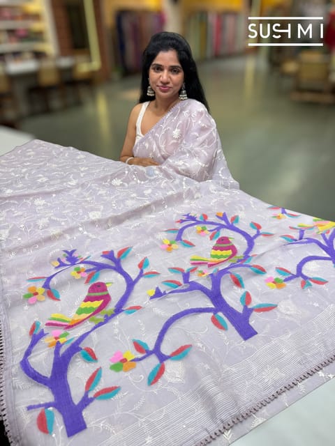 Lilac Pure Handloom Muslin Saree with Chikankari Embroidery and Jamdani Pallu