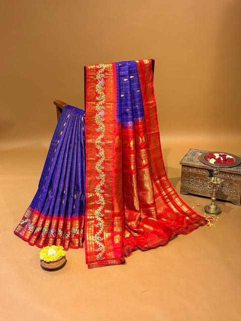 Purplish Blue and Chilli Red Comb Vinatge Checks Gadwal Saree with Tanjore Painting