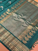 Detail 10