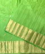 Detail 12