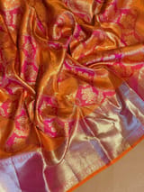 Detail 16