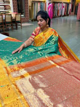 Border detail