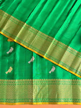 Detail 12