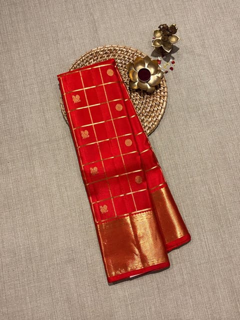 Chilli Red Vinatge Checks Kanjeevaram Saree