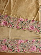 Detail 12