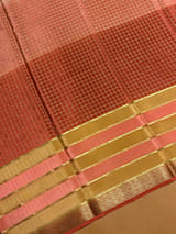 Detail 9