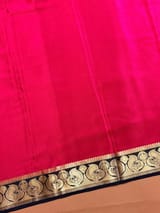 Detail 7