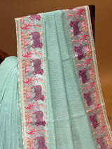Zari close-up