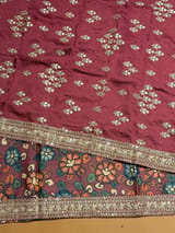 Zari close-up
