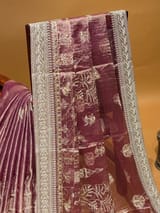 Detail 11