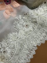Detail 9