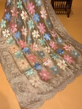 Border detail