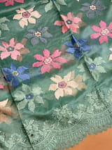 Detail 13