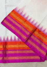 Border detail