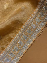 Detail 13