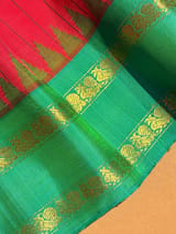 Detail 8