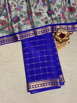Border detail
