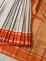 Zari close-up