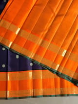 Detail 11