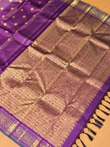 Detail 8