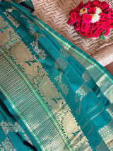 Detail 9