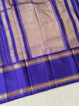 Detail 8