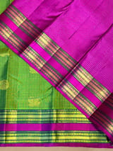 Detail 12