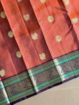 Detail 8